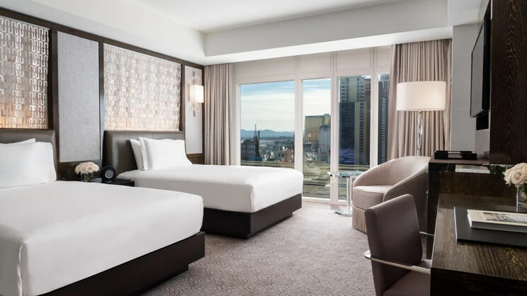 Vegas Strip View Room 